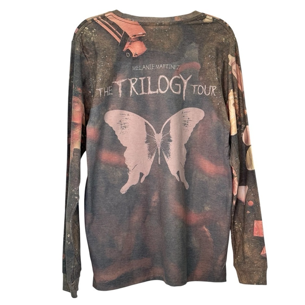 Melanie Martinez NEW Trilogy All Over Long Sleeve Tour Tee - LARGE - Picture 2 of 6